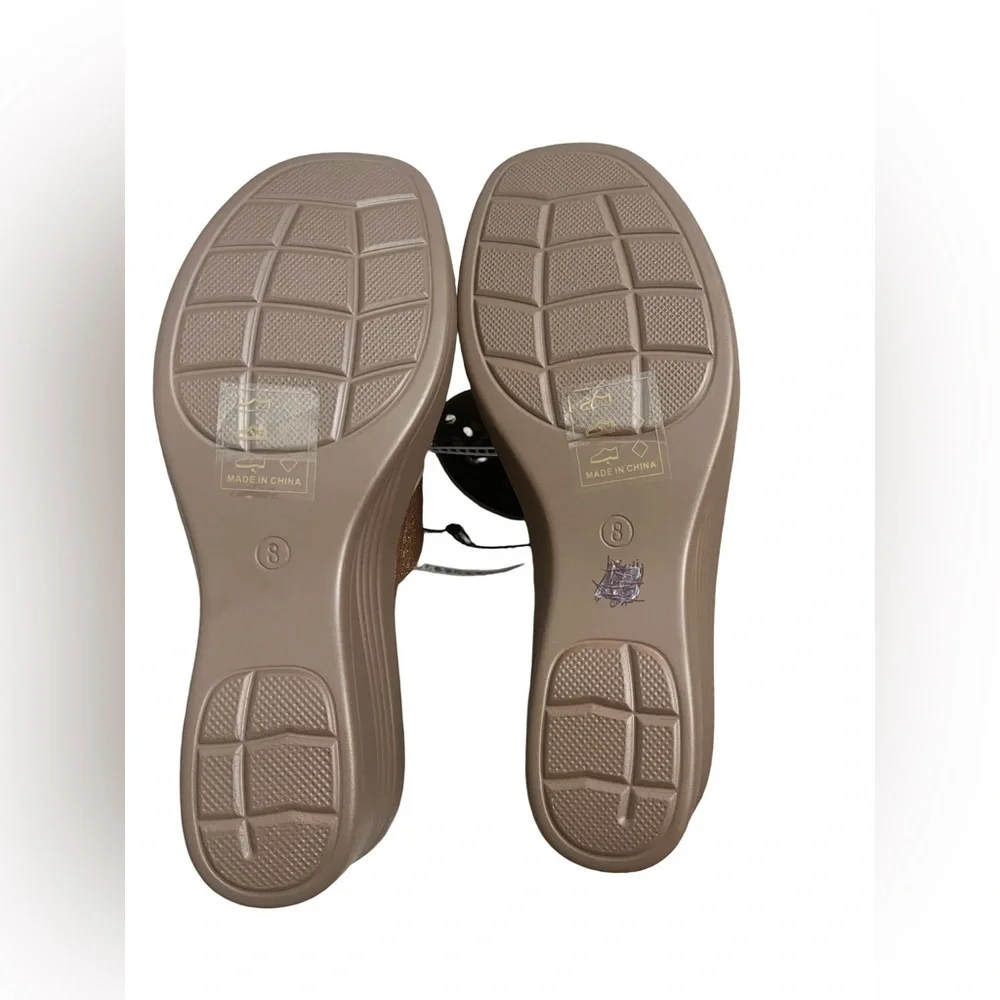 GC Women Brown Slide Sandals with Rhinestone Accents Wedge Heel Size:8. NWT.